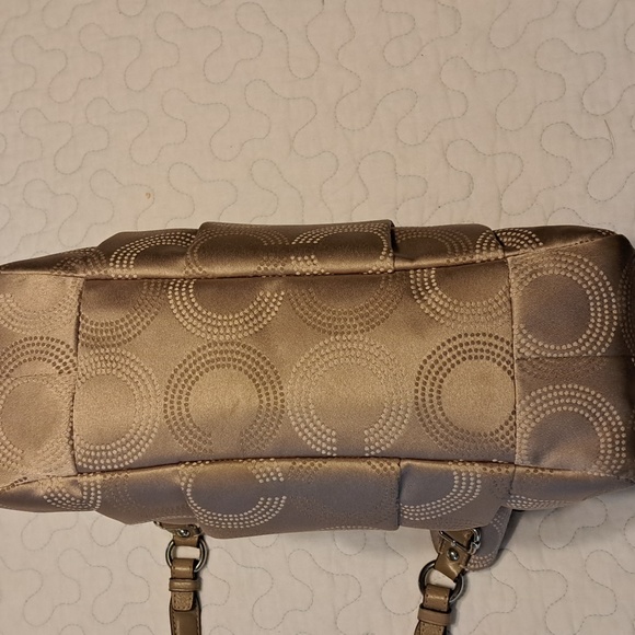 Brand New Coach Madison Purse - Picture 6 of 10